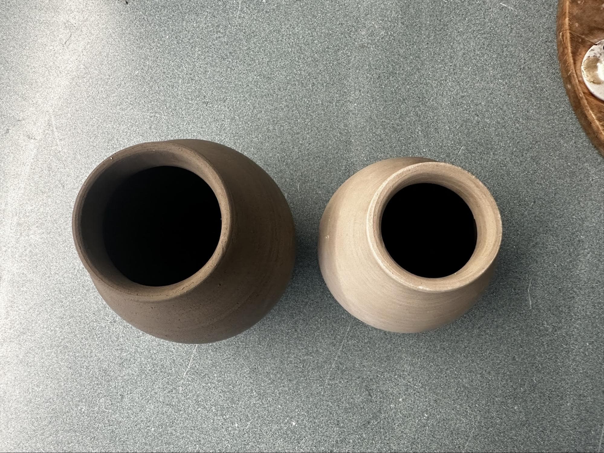 Rose Vessel · Wheeled base · Mayco FN202 Yadro — Ceramic work by RuiXuan Xu — School