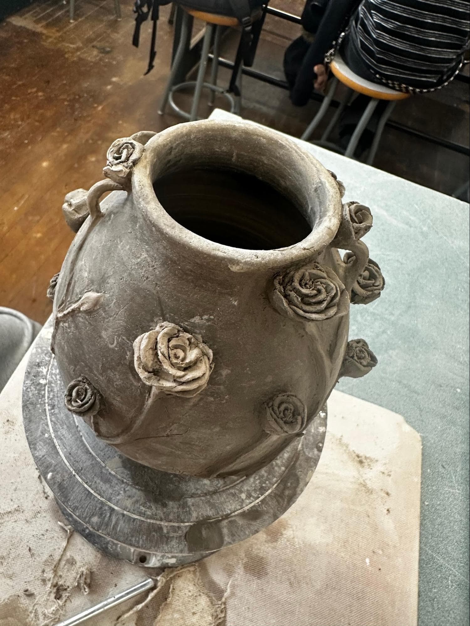 Rose Vessel · Wheeled base · Mayco FN202 Yadro — Ceramic work by RuiXuan Xu — School
