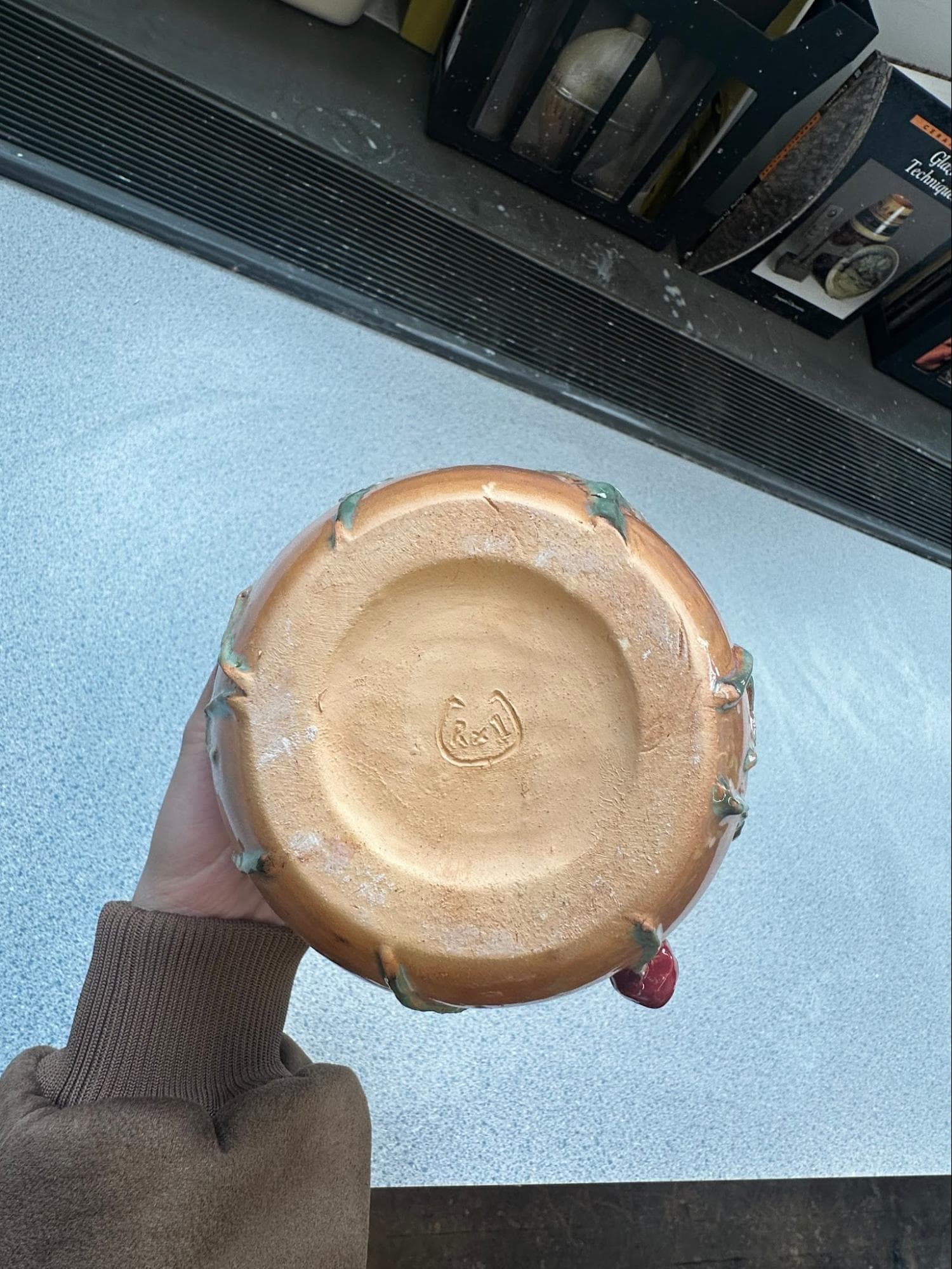 Rose Vessel · Wheeled base · Mayco FN202 Yadro — Ceramic work by RuiXuan Xu — School
